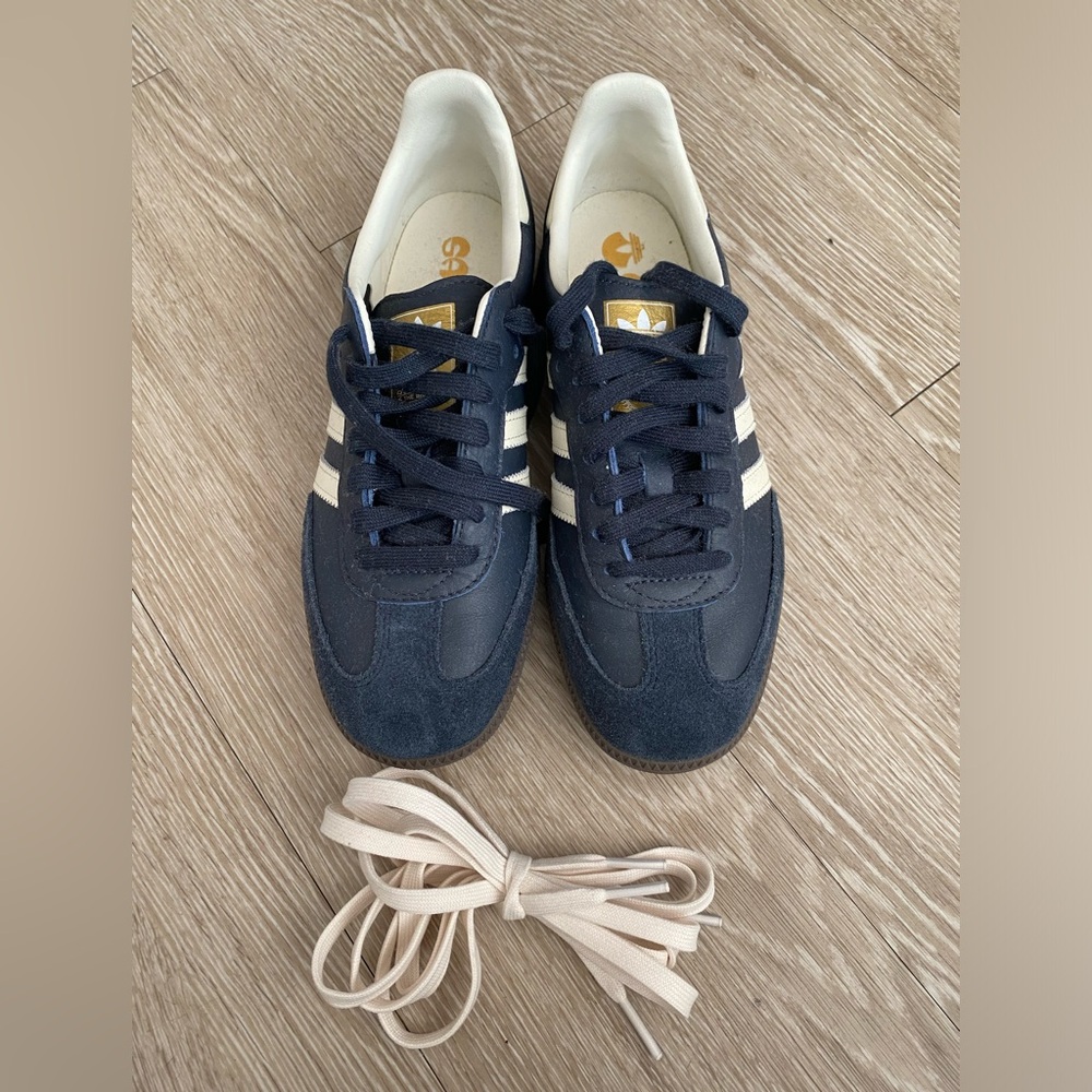 Adidas Sambas